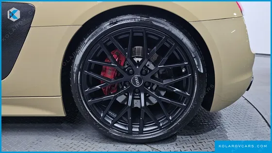 AUDI R8 5.2 V10 SPYDER