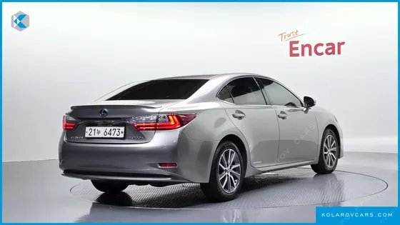 LEXUS ES SUPREME+