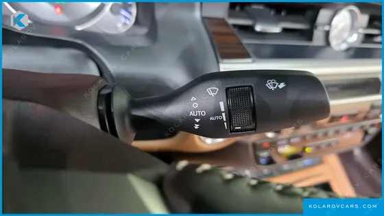 LEXUS ES SUPREME+