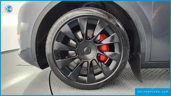 TESLA MODEL Y LONG RANGE AWD
