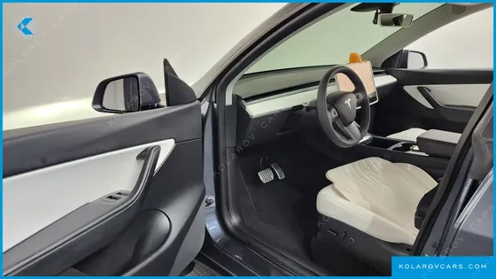 TESLA MODEL Y LONG RANGE AWD