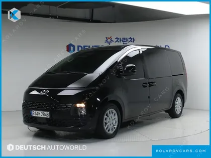 HYUNDAI STARIA CARGO 5-SEATER