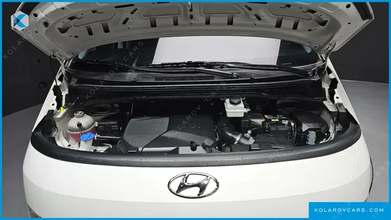 HYUNDAI STARIA TOURER 11-SEATER