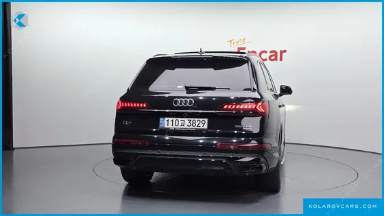 AUDI Q7 55 TFSI QUATTRO PREMIUM
