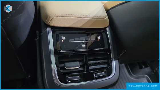 VOLVO XC60 B6 INSCIRTION