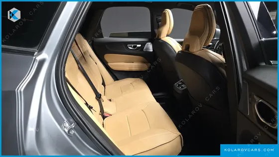 VOLVO XC60 B5 INSCRIPTION