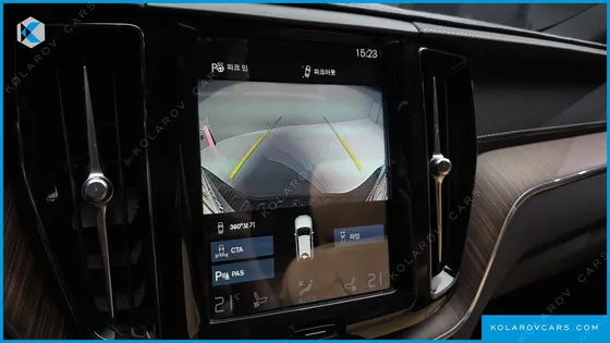 VOLVO XC60 B5 INSCRIPTION