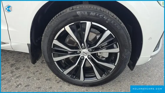 VOLVO XC60 B6 ULTIMATE BRIGHT