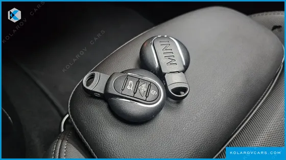 MINI COOPER CLASSIC PLUS LAUNCH PACK