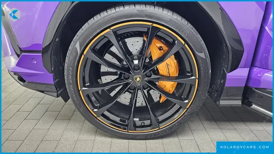 LAMBORGHINI URUS 4.0 V8 S