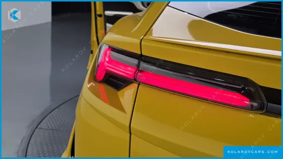 LAMBORGHINI URUS 4.0 V8 S
