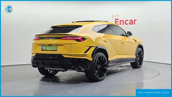 LAMBORGHINI URUS 4.0 V8 S