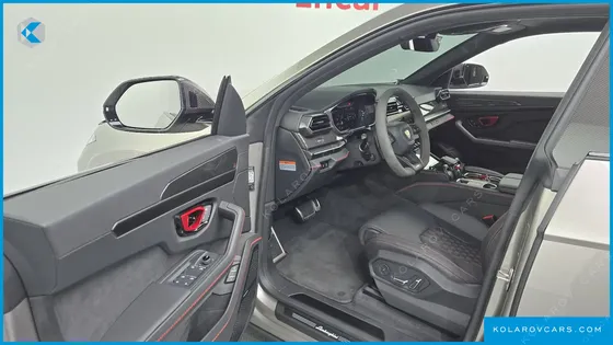 LAMBORGHINI URUS 4.0 V8 SE