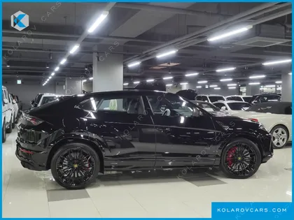 LAMBORGHINI URUS 4.0 V8 SE