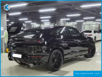 LAMBORGHINI URUS 4.0 V8 SE
