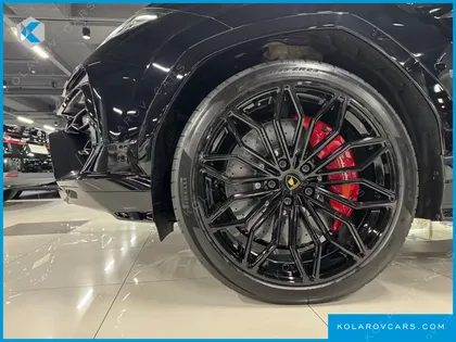 LAMBORGHINI URUS 4.0 V8 SE