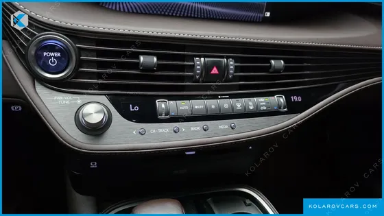 LEXUS LS 3.5 LUXURY AWD