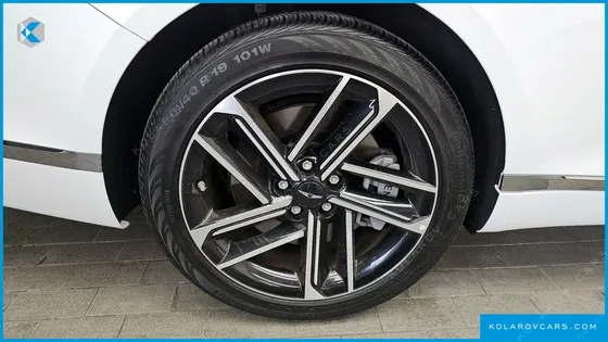 GENESIS G80 GASOLINE 2.5 TURBO 2WD