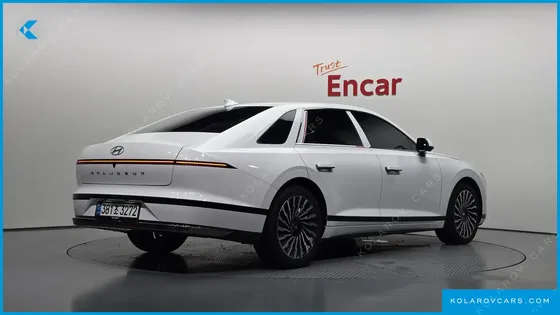 HYUNDAI GRANDEUR CALLIGRAPHY