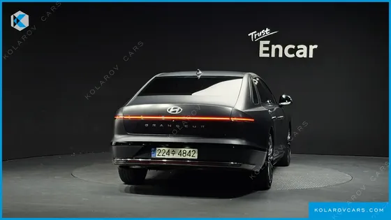 HYUNDAI GRANDEUR CALLIGRAPHY