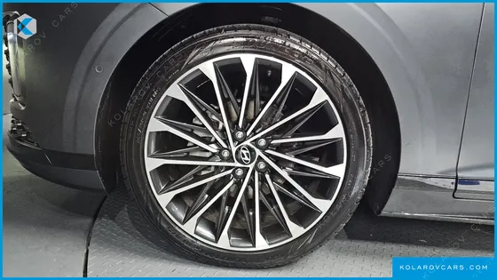 HYUNDAI GRANDEUR CALLIGRAPHY