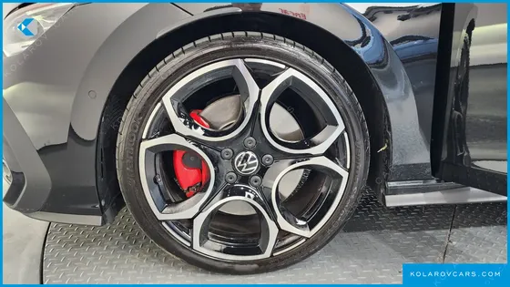 VOLKSWAGEN GOLF 2.0 GTI