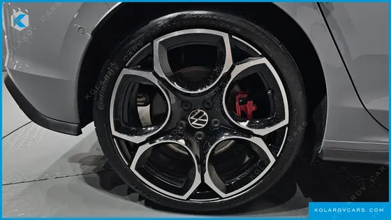 VOLKSWAGEN GOLF 2.0 GTI