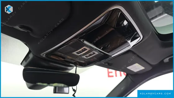 LAND ROVER RANGE ROVER VELAR 3.0 D300 R-DYNAMIC HSE