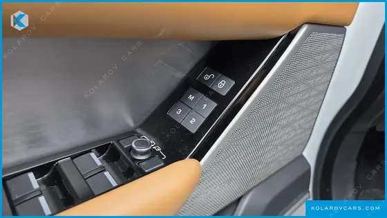 LAND ROVER RANGE ROVER VELAR 3.0 D300 R-DYNAMIC HSE