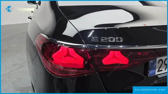 MERCEDES E-CLASS E200 AVANTGARDE