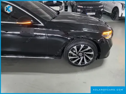 MERCEDES E-CLASS E300 4MATIC EXCLUSIVE