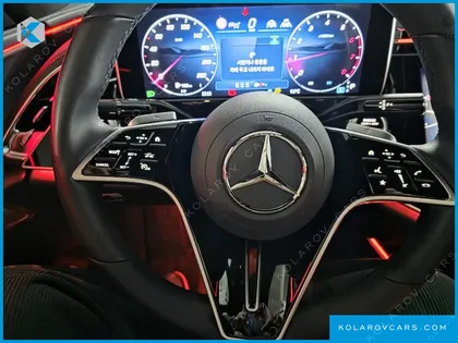MERCEDES E-CLASS E300 4MATIC EXCLUSIVE