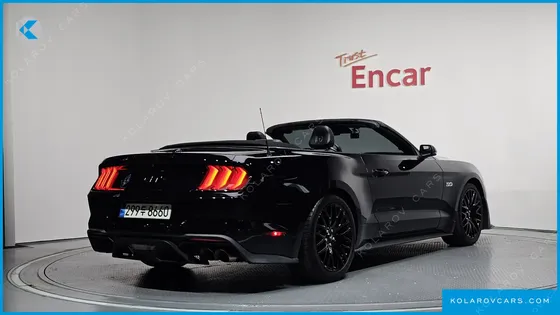FORD MUSTANG GT CONVERTIBLE