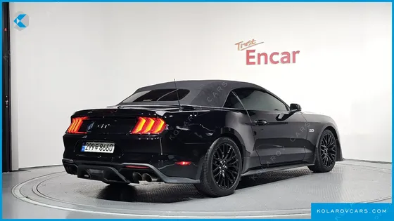 FORD MUSTANG GT CONVERTIBLE