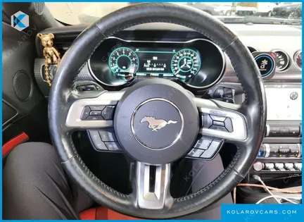 FORD MUSTANG GT CONVERTIBLE