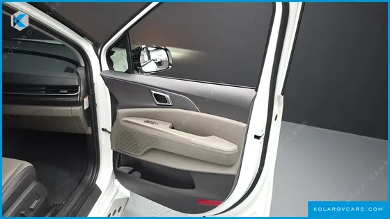 KIA CARNIVAL HEV 9SEATER NOBLESS