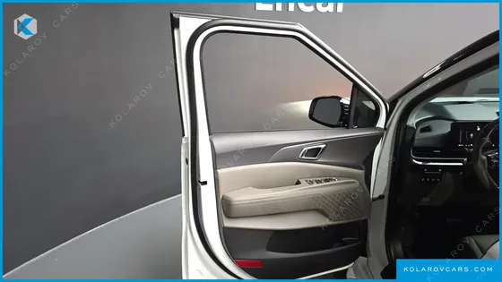 KIA CARNIVAL HEV 9SEATER NOBLESS