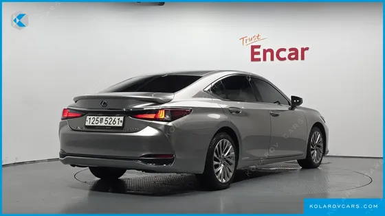 LEXUS ES EXECUTIVE
