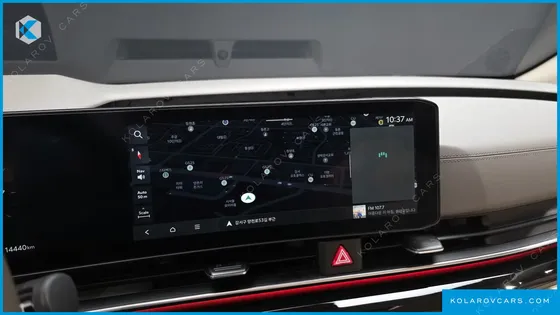 KIA CARNIVAL GASOLINE 9-SEATER GRAVITY