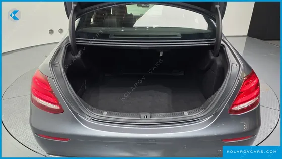 MERCEDES E-CLASS E300 AVANTGARDE