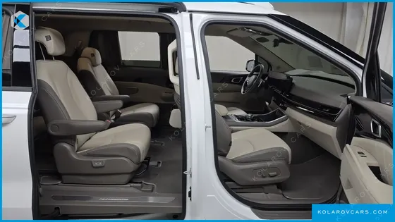 KIA CARNIVAL GASOLINE 9-SEATER HI LIMOUSINE
