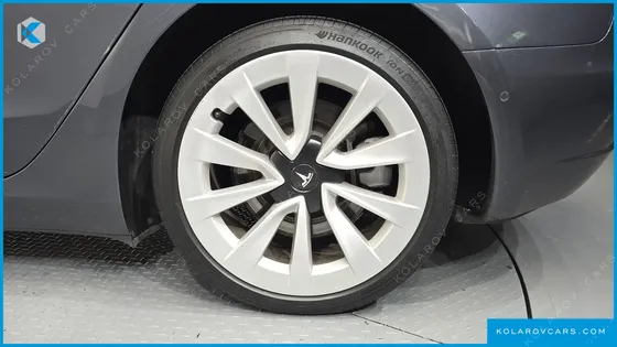 TESLA MODEL 3 LONG RANGE AWD