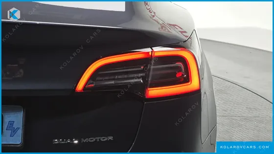 TESLA MODEL 3 LONG RANGE AWD