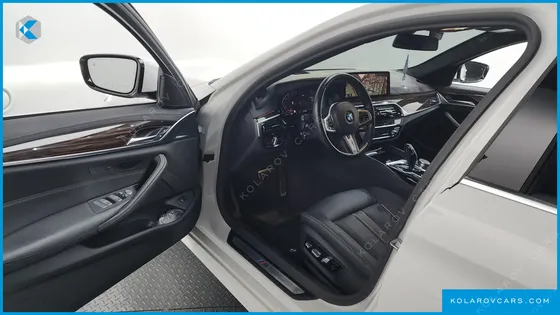 BMW 5 SERIES 520I M SPORT
