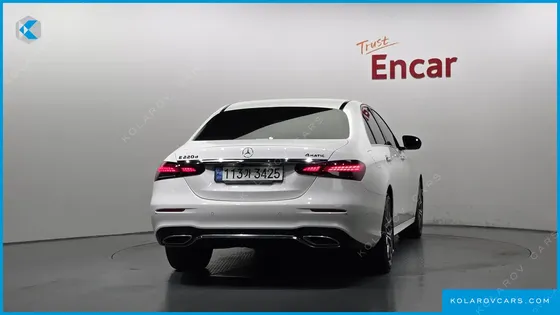 MERCEDES E-CLASS E220D 4MATIC AMG LINE