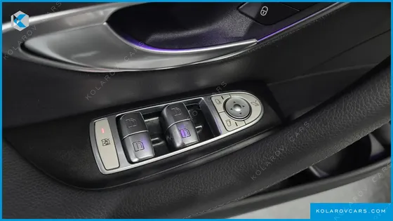 MERCEDES E-CLASS E220D 4MATIC AMG LINE