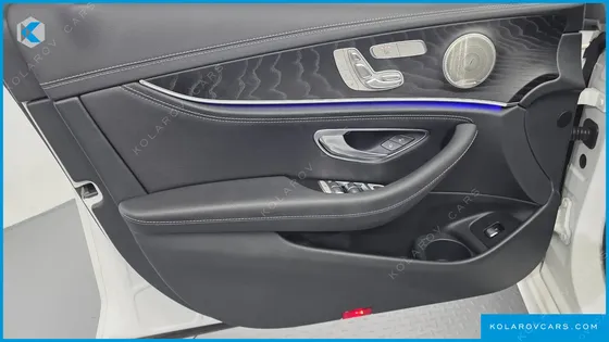 MERCEDES E-CLASS E220D 4MATIC AMG LINE