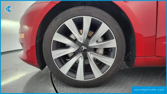 TESLA MODEL 3 STANDARD RANGE PLUE RWD