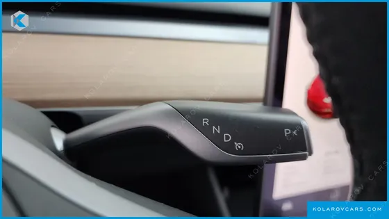TESLA MODEL 3 STANDARD RANGE PLUE RWD