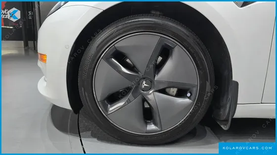 TESLA MODEL 3 LONG RANGE AWD